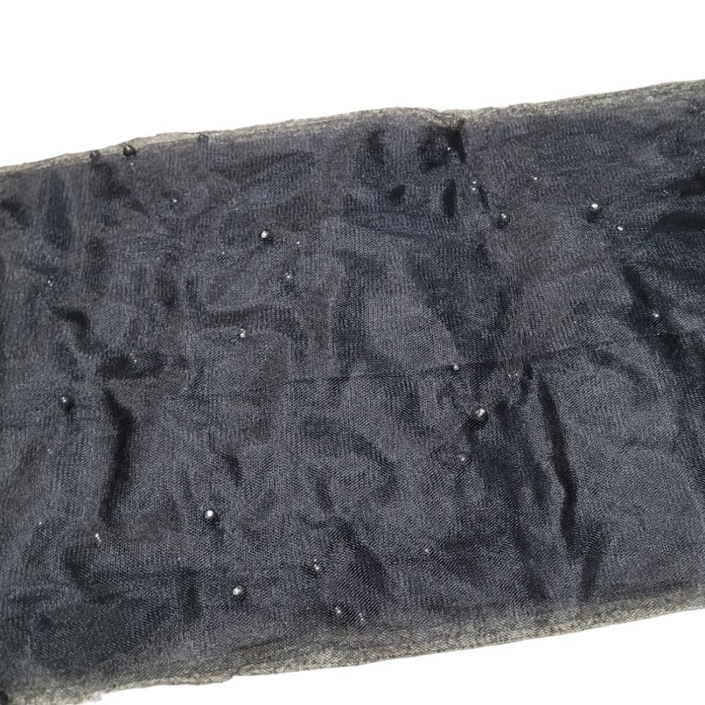 Passat Black Cathedral Veil with Pearl Detail